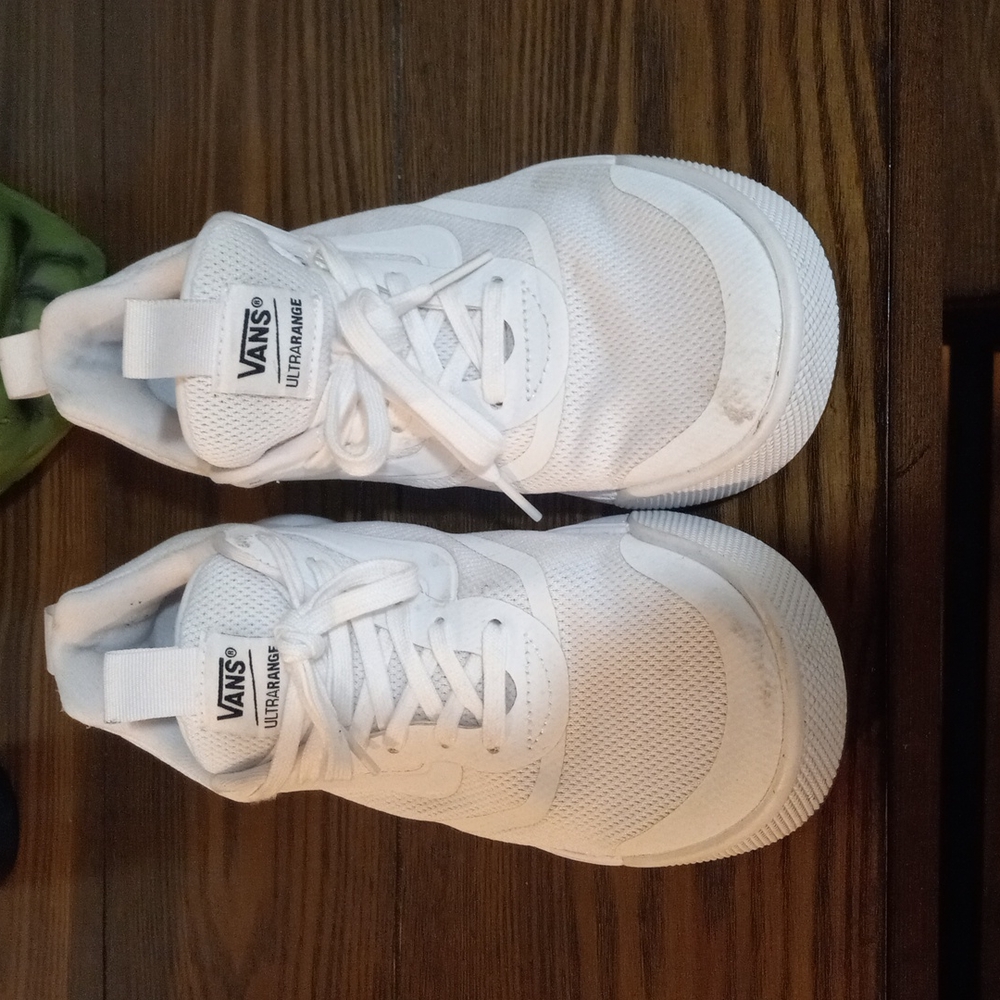 Womens Vans UltraRange size 7.5